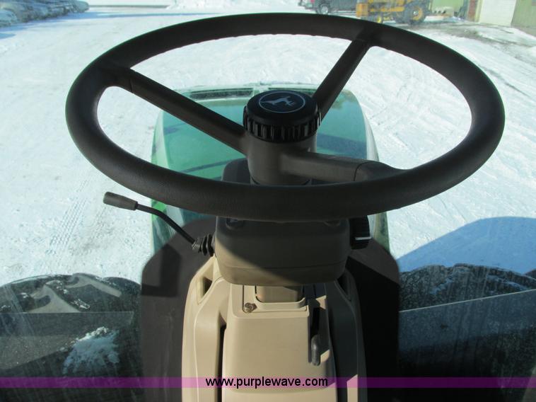 image for item G8882 2012 John Deere 9460R 4WD tractor