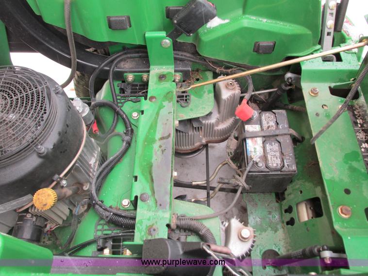 image for item G8884 2008 John Deere Z820A lawn mower