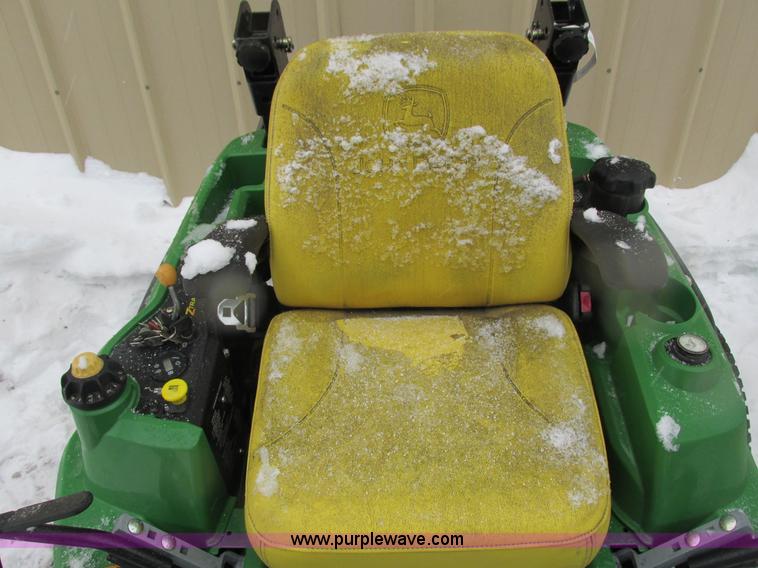 image for item G8884 2008 John Deere Z820A lawn mower