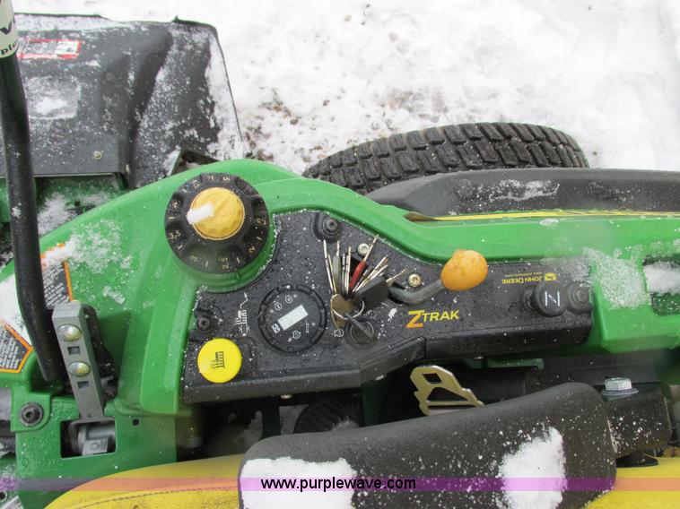 image for item G8884 2008 John Deere Z820A lawn mower