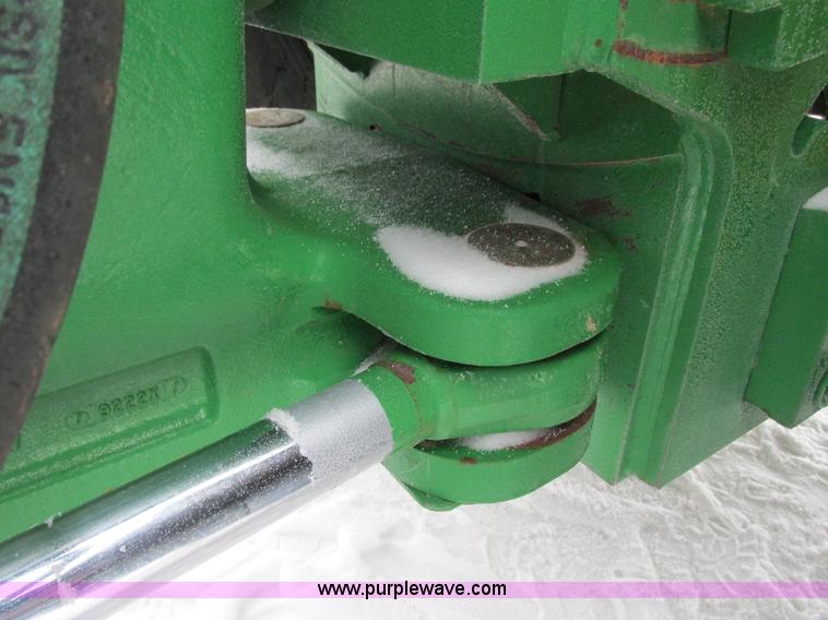 image for item G8885 2009 John Deere 9230 4WD tractor