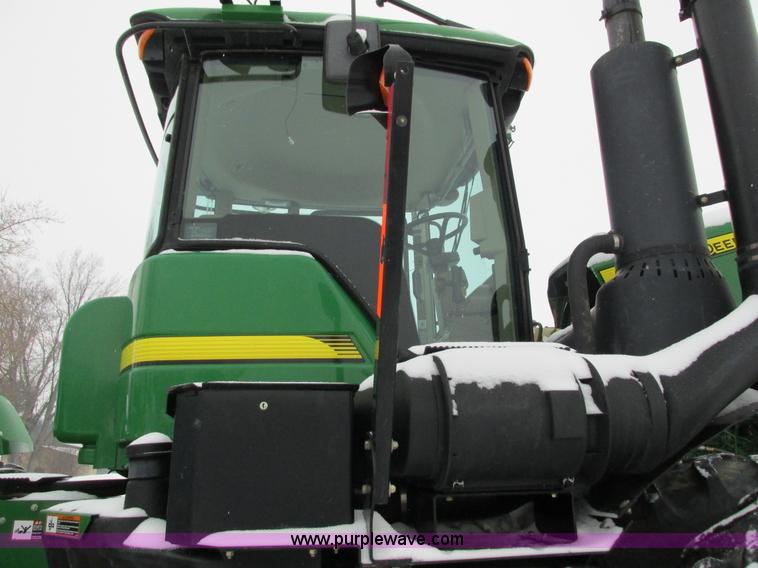 image for item G8885 2009 John Deere 9230 4WD tractor