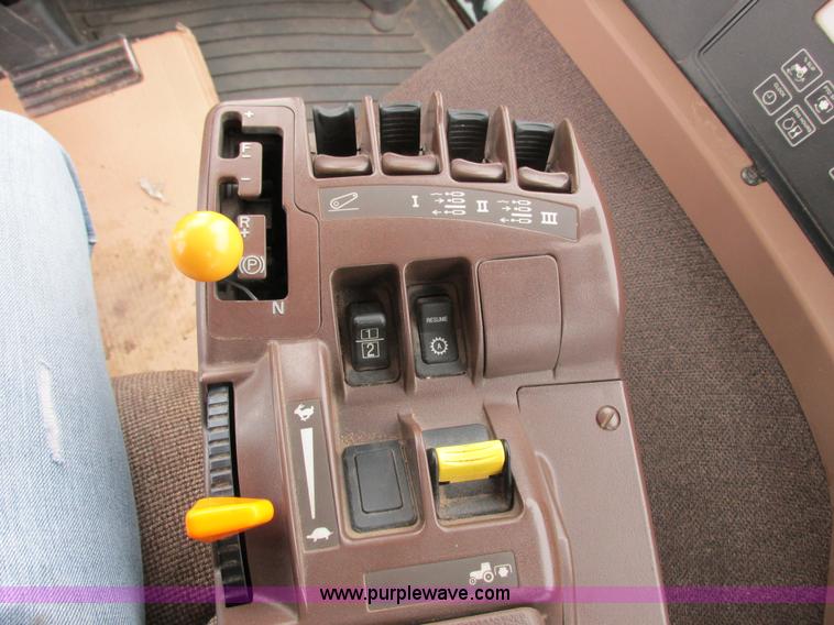 image for item G8885 2009 John Deere 9230 4WD tractor