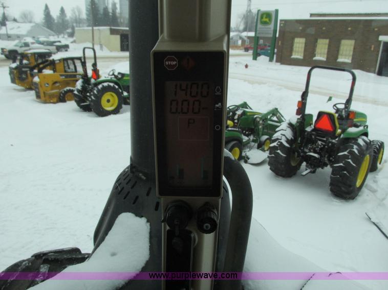 image for item G8885 2009 John Deere 9230 4WD tractor