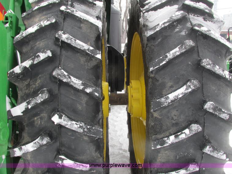 image for item G8886 2012 John Deere 8310R MFWD tractor