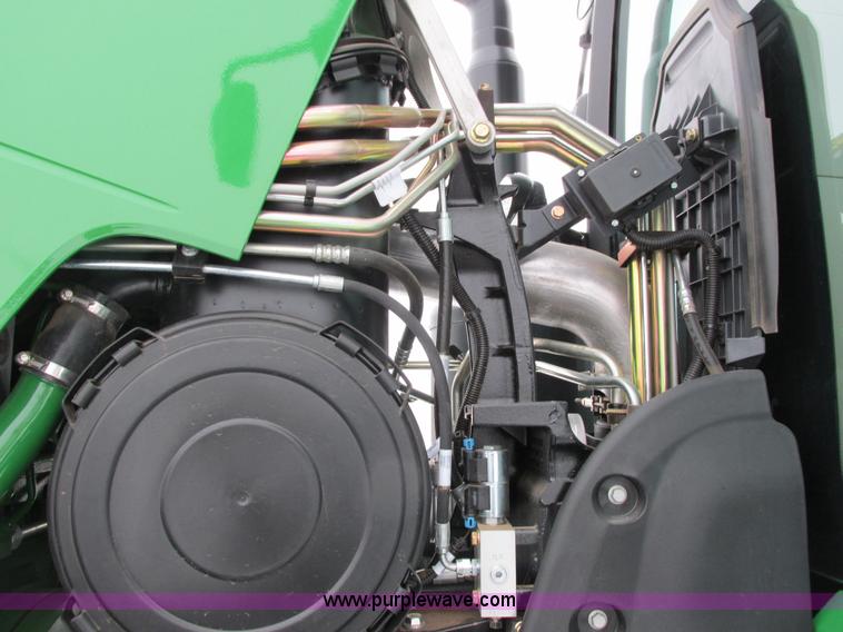 image for item G8886 2012 John Deere 8310R MFWD tractor