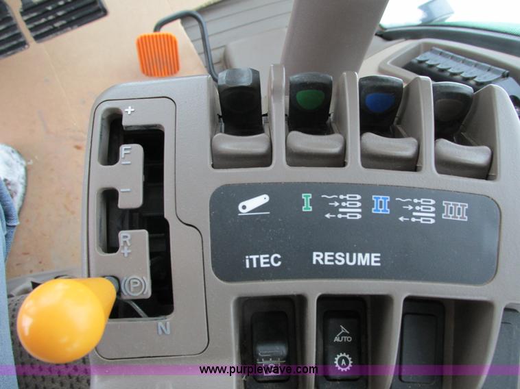 image for item G8886 2012 John Deere 8310R MFWD tractor