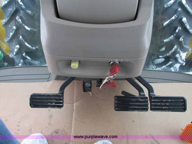 image for item G8886 2012 John Deere 8310R MFWD tractor