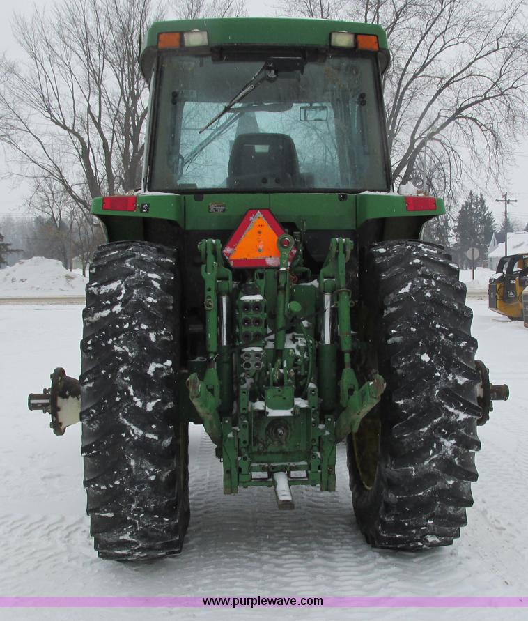 image for item G8887 1997 John Deere 7810 MFWD tractor