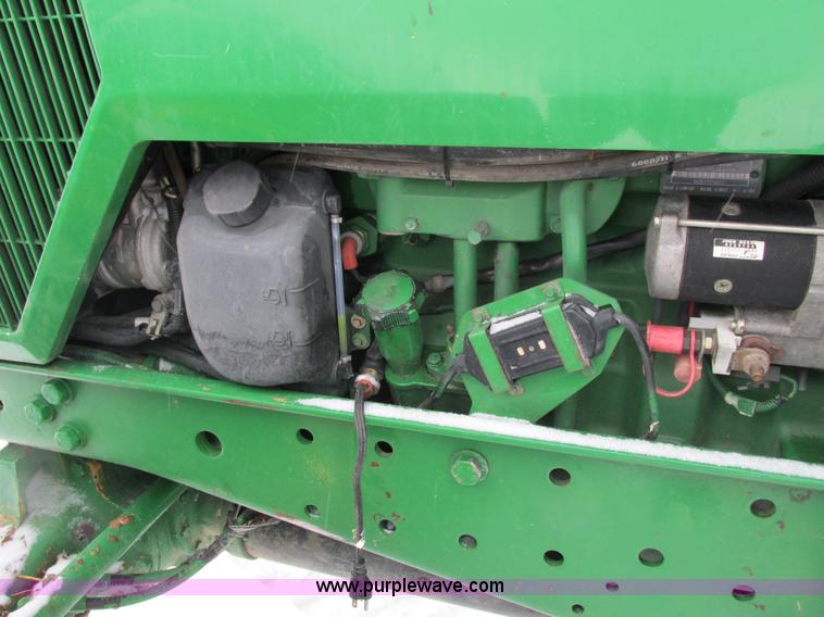 image for item G8887 1997 John Deere 7810 MFWD tractor