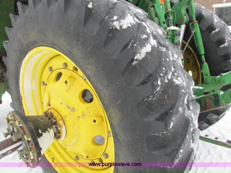 image for item G8887 1997 John Deere 7810 MFWD tractor