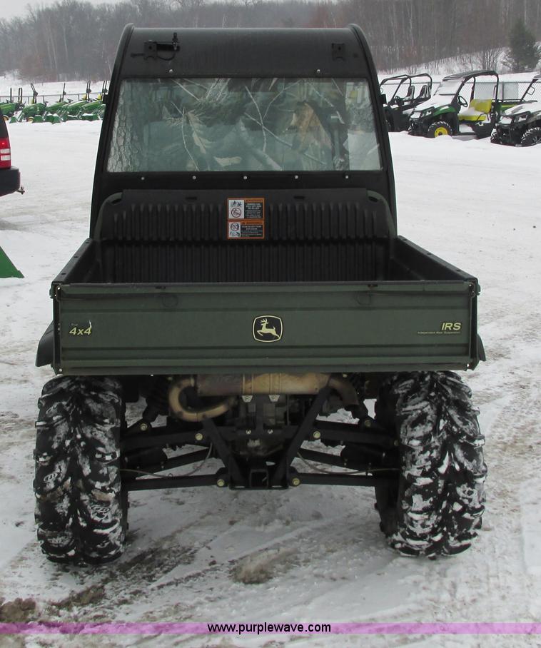 image for item G8889 2007 John Deere 620i utility vehicle