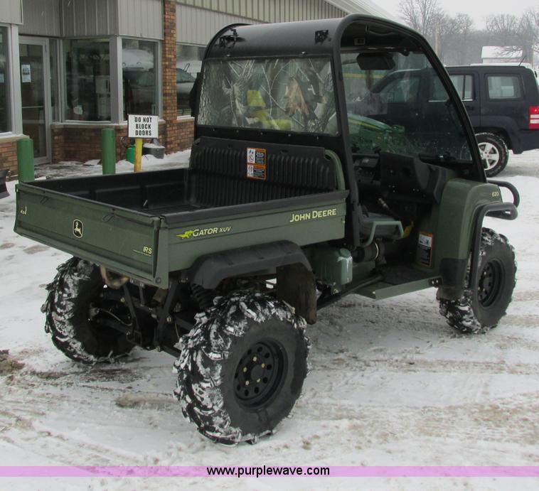 image for item G8889 2007 John Deere 620i utility vehicle