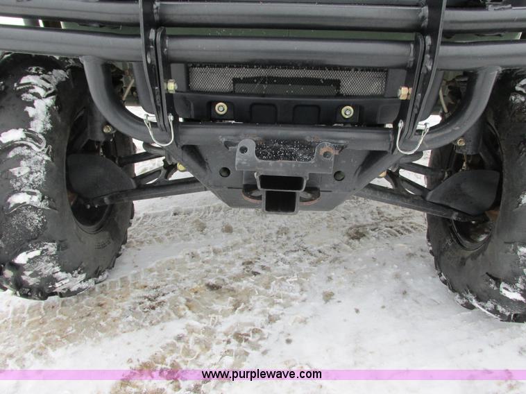 image for item G8889 2007 John Deere 620i utility vehicle