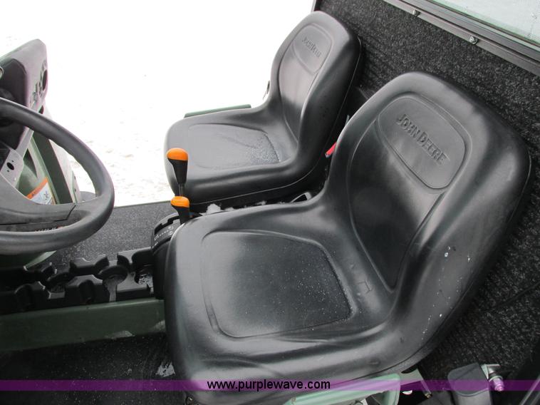 image for item G8889 2007 John Deere 620i utility vehicle