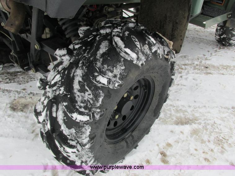 image for item G8889 2007 John Deere 620i utility vehicle