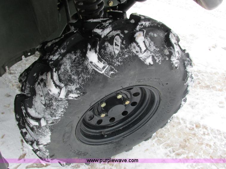 image for item G8889 2007 John Deere 620i utility vehicle