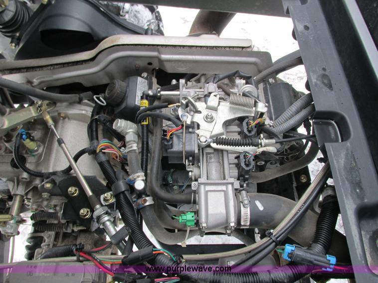 image for item G8889 2007 John Deere 620i utility vehicle