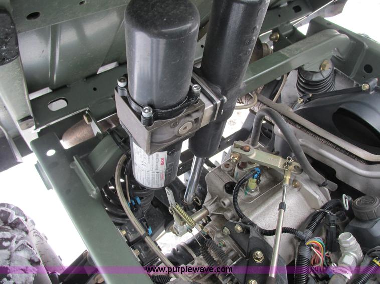 image for item G8889 2007 John Deere 620i utility vehicle