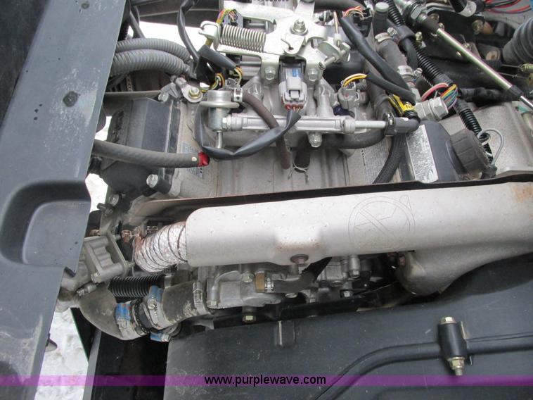 image for item G8889 2007 John Deere 620i utility vehicle