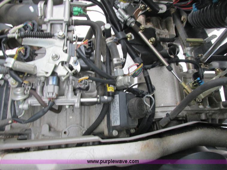 image for item G8889 2007 John Deere 620i utility vehicle