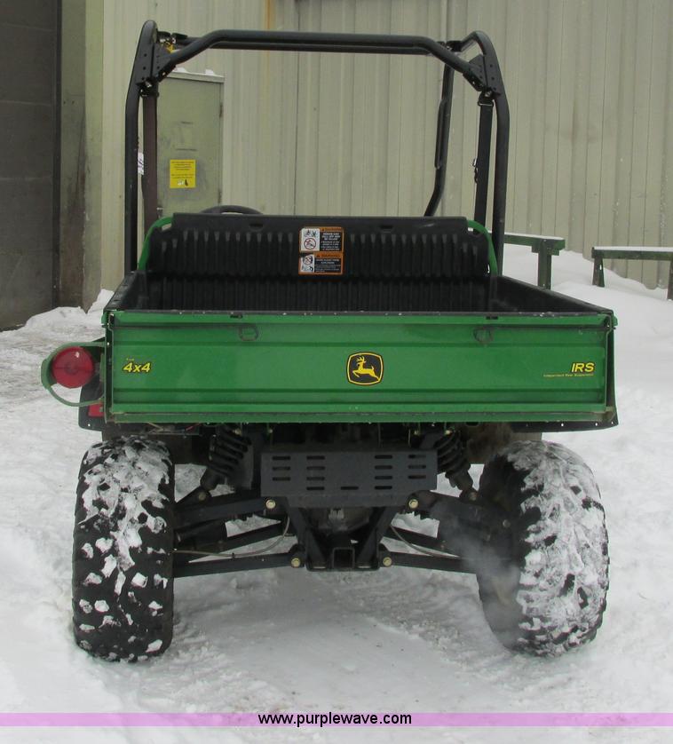 image for item G8890 2007 John Deere 620i Gator utility vehicle