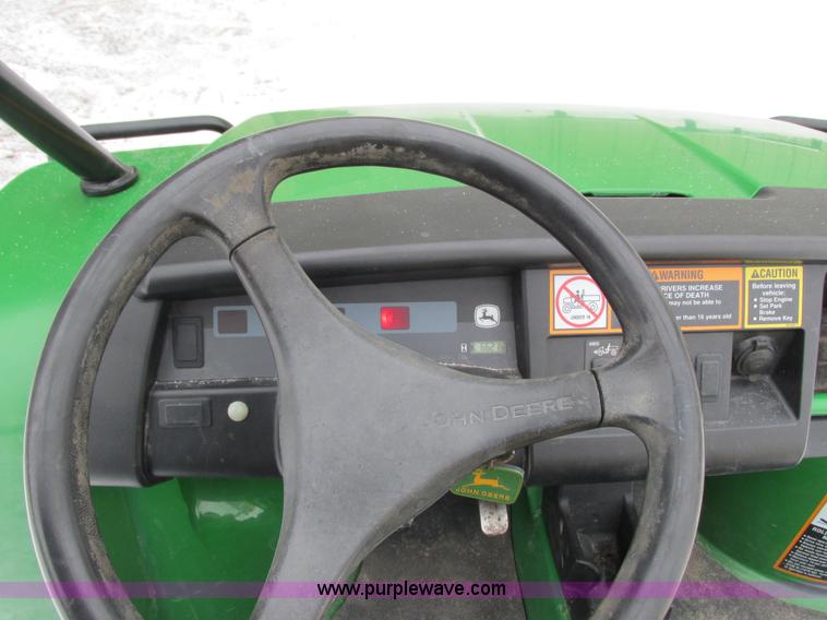 image for item G8890 2007 John Deere 620i Gator utility vehicle