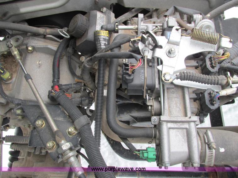 image for item G8890 2007 John Deere 620i Gator utility vehicle