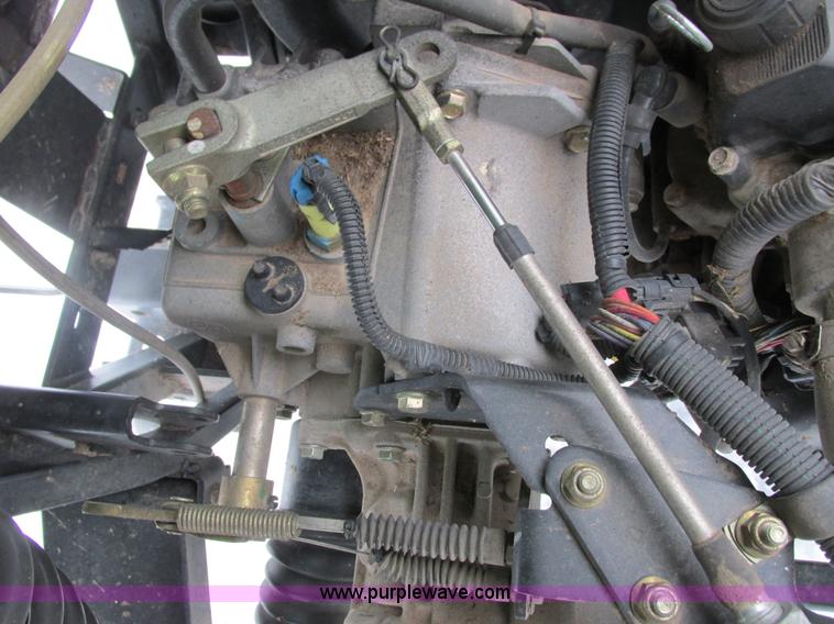 image for item G8890 2007 John Deere 620i Gator utility vehicle