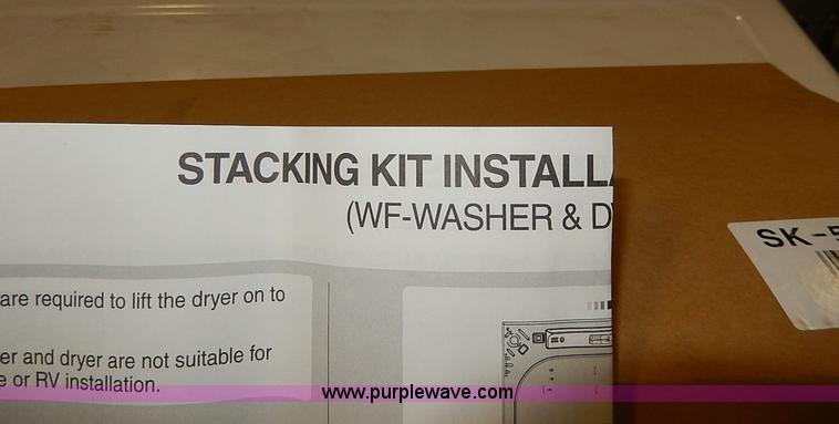 image for item AD9015 Samsung VRT steam front load washing machine