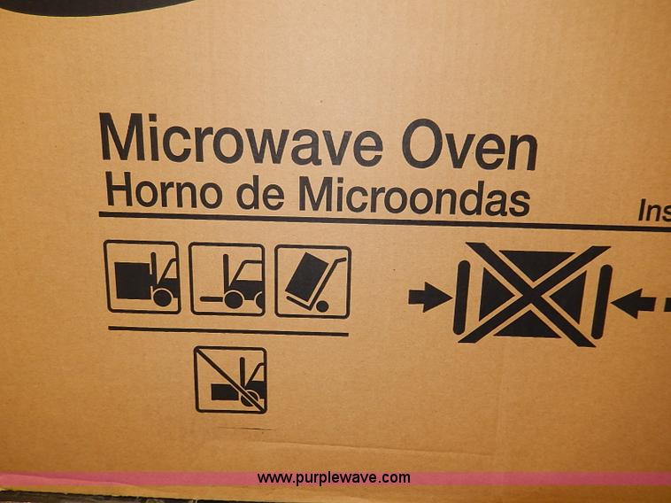 image for item AD9019 (2) assorted microwaves