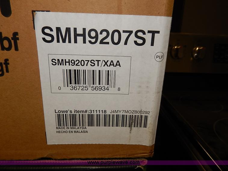 image for item AD9019 (2) assorted microwaves