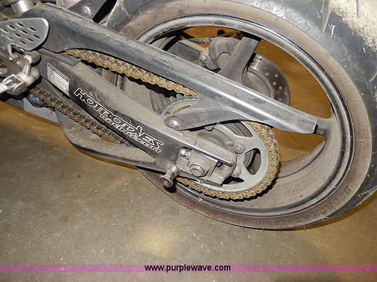 image for item AX9137 2004 Yamaha YZF-R1 motorcycle