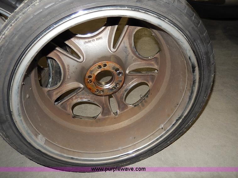 image for item AX9195 (4) Sumitomo tires and wheels