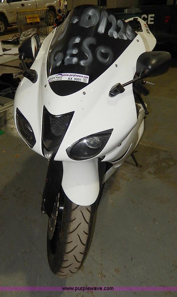 image for item AX9201 2007 Kawasaki ZX-6R motorcycle