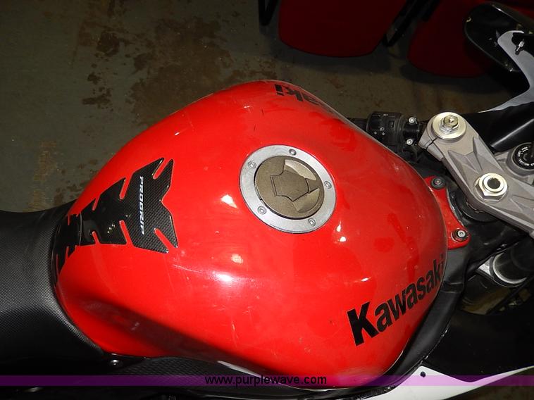 image for item AX9201 2007 Kawasaki ZX-6R motorcycle