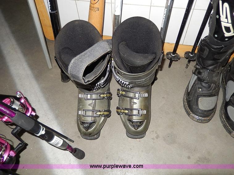 image for item AX9212 Assorted sporting goods