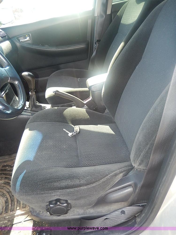 image for item I9313 2003 Toyota Corolla