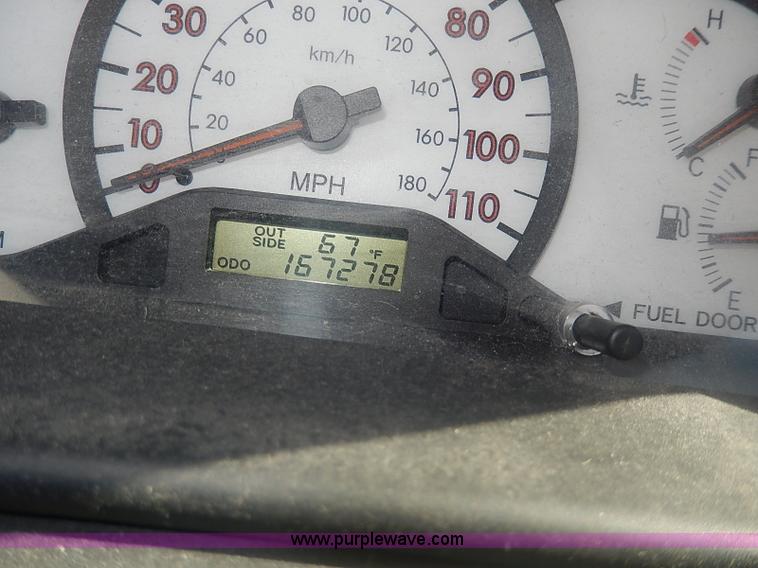 image for item I9313 2003 Toyota Corolla