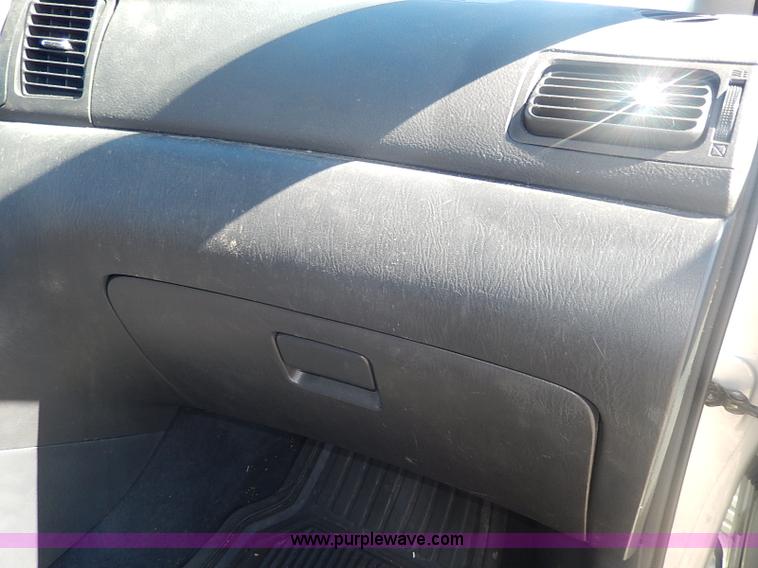 image for item I9313 2003 Toyota Corolla