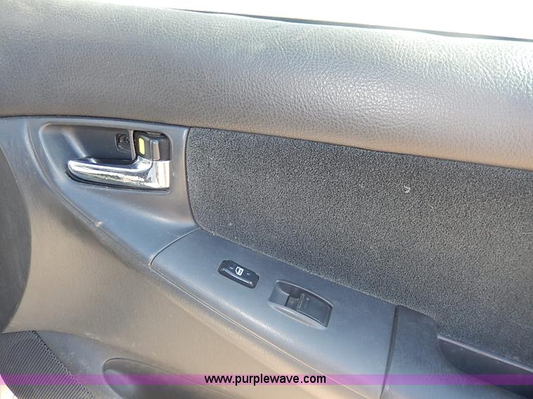 image for item I9313 2003 Toyota Corolla