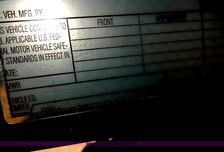 image for item I9318 1997 Crownline 225 boat and trailer