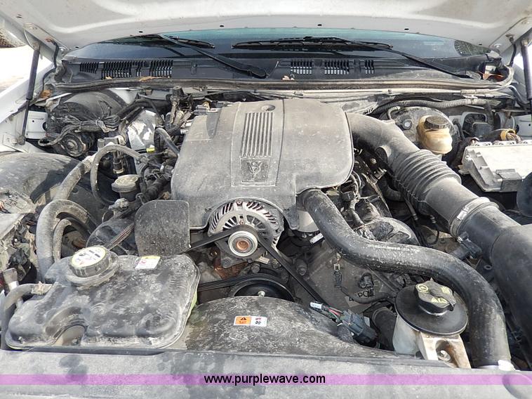 image for item I9320 2005 Ford Crown Victoria Police Interceptor