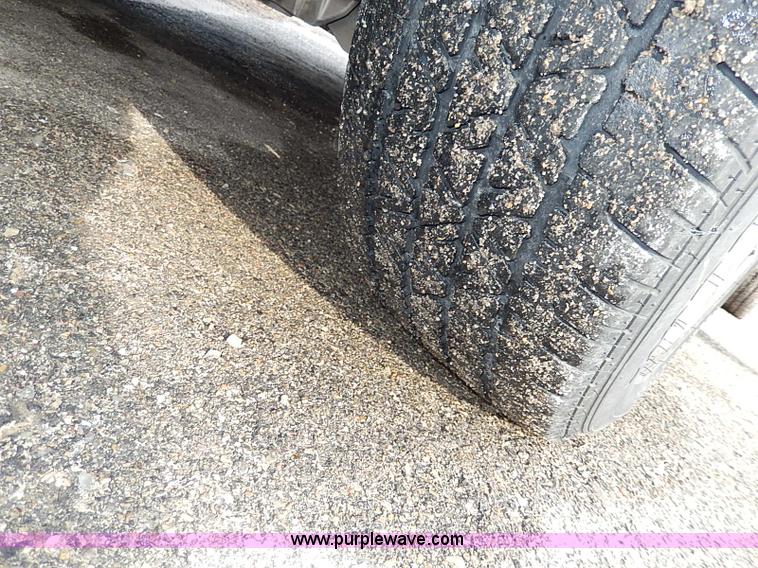 image for item I9320 2005 Ford Crown Victoria Police Interceptor