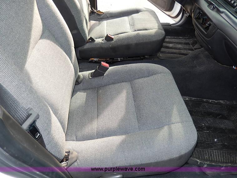 image for item I9320 2005 Ford Crown Victoria Police Interceptor