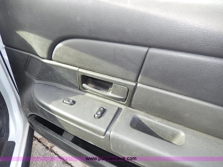 image for item I9320 2005 Ford Crown Victoria Police Interceptor