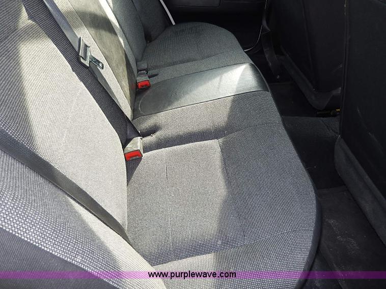 image for item I9320 2005 Ford Crown Victoria Police Interceptor