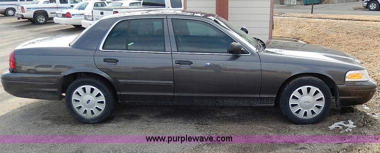 image for item I9321 2009 Ford Crown Victoria Police Interceptor