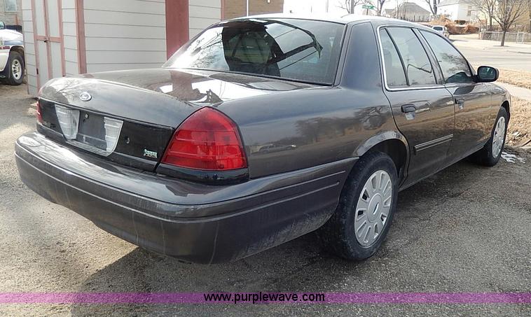 image for item I9321 2009 Ford Crown Victoria Police Interceptor