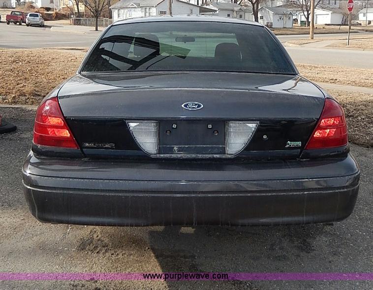 image for item I9321 2009 Ford Crown Victoria Police Interceptor